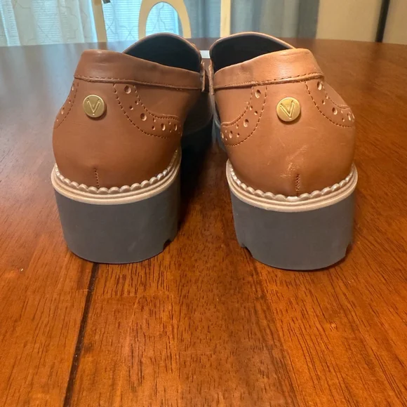 Vionic Tan Leather Loafers - Picture 5 of 12